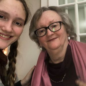 Meet your Posher, Claire